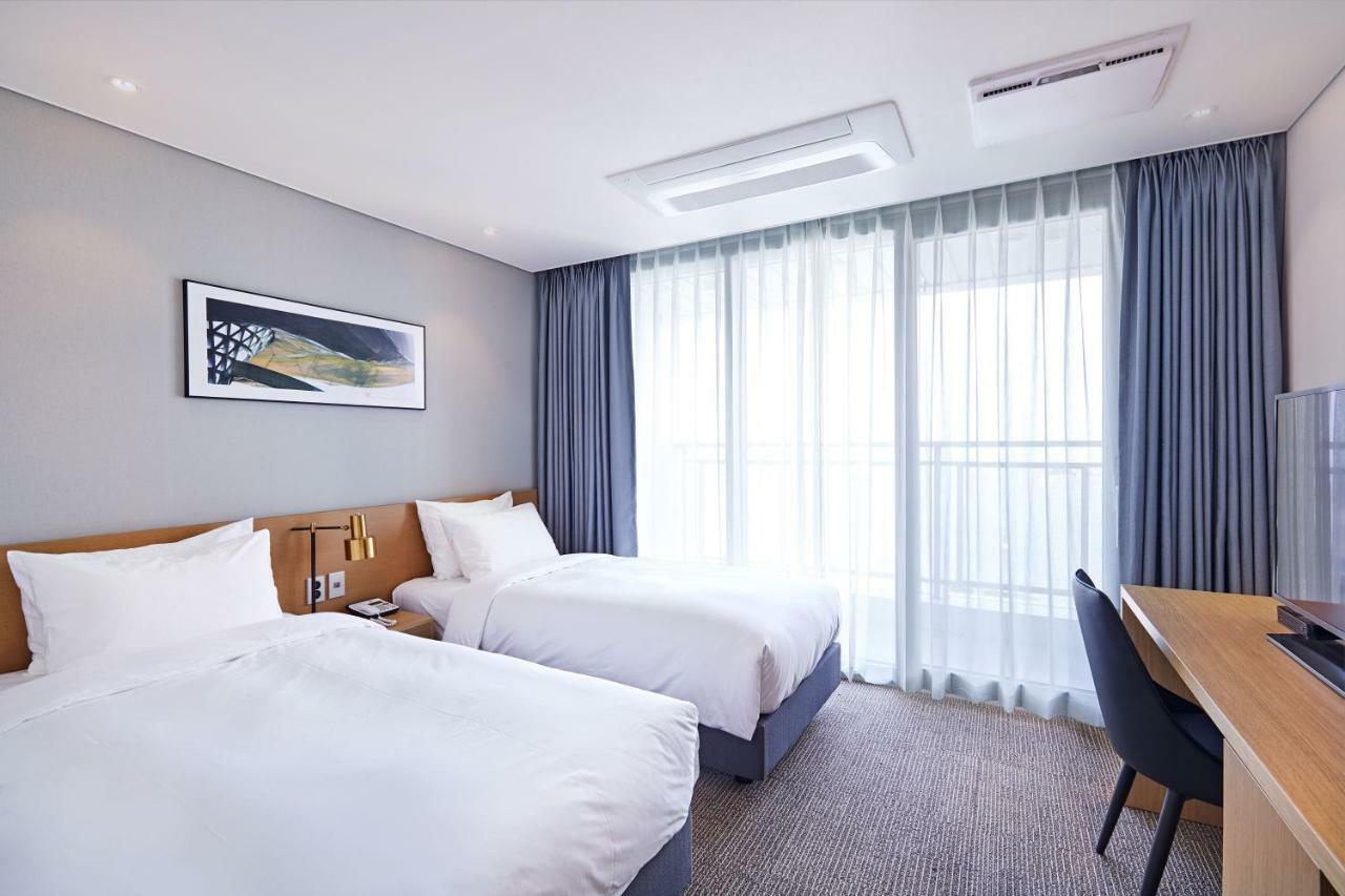 Lavi De Atlan Hotel Puszan Kültér fotó