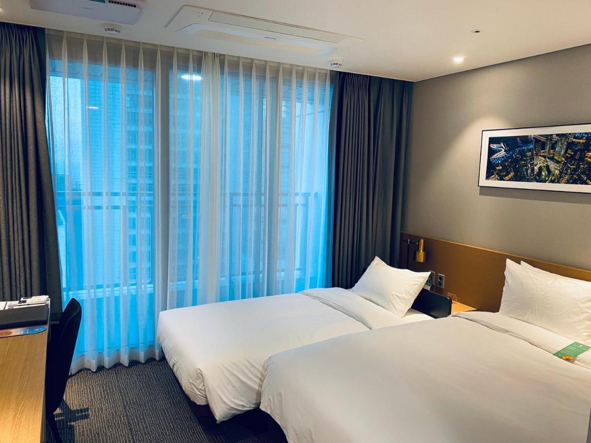 Lavi De Atlan Hotel Puszan Kültér fotó