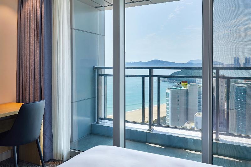 Lavi De Atlan Hotel Puszan Kültér fotó